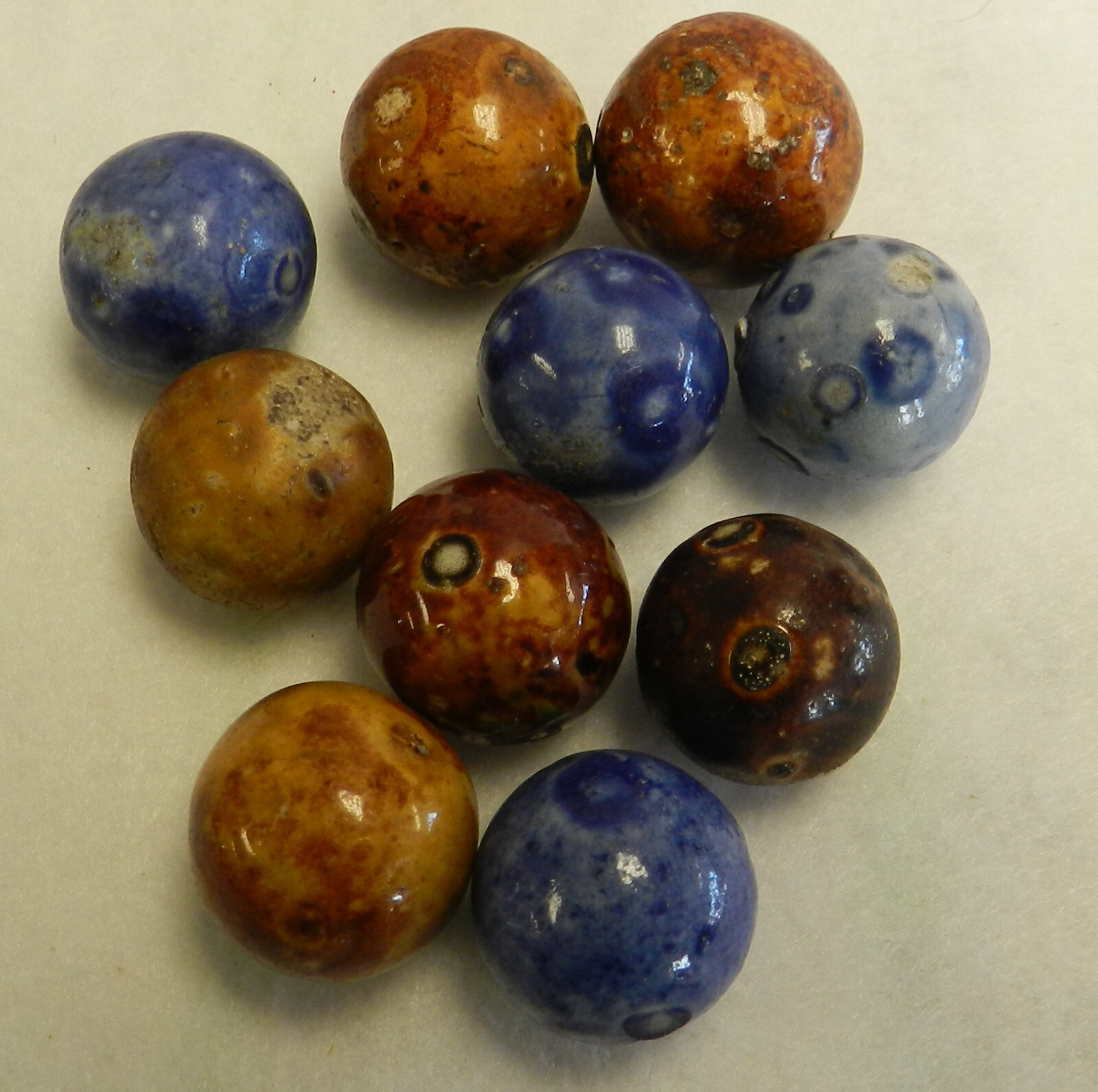 #17512m .84 to .92 Inches Vintage Group of 10 German Handmade Bennington Marbles