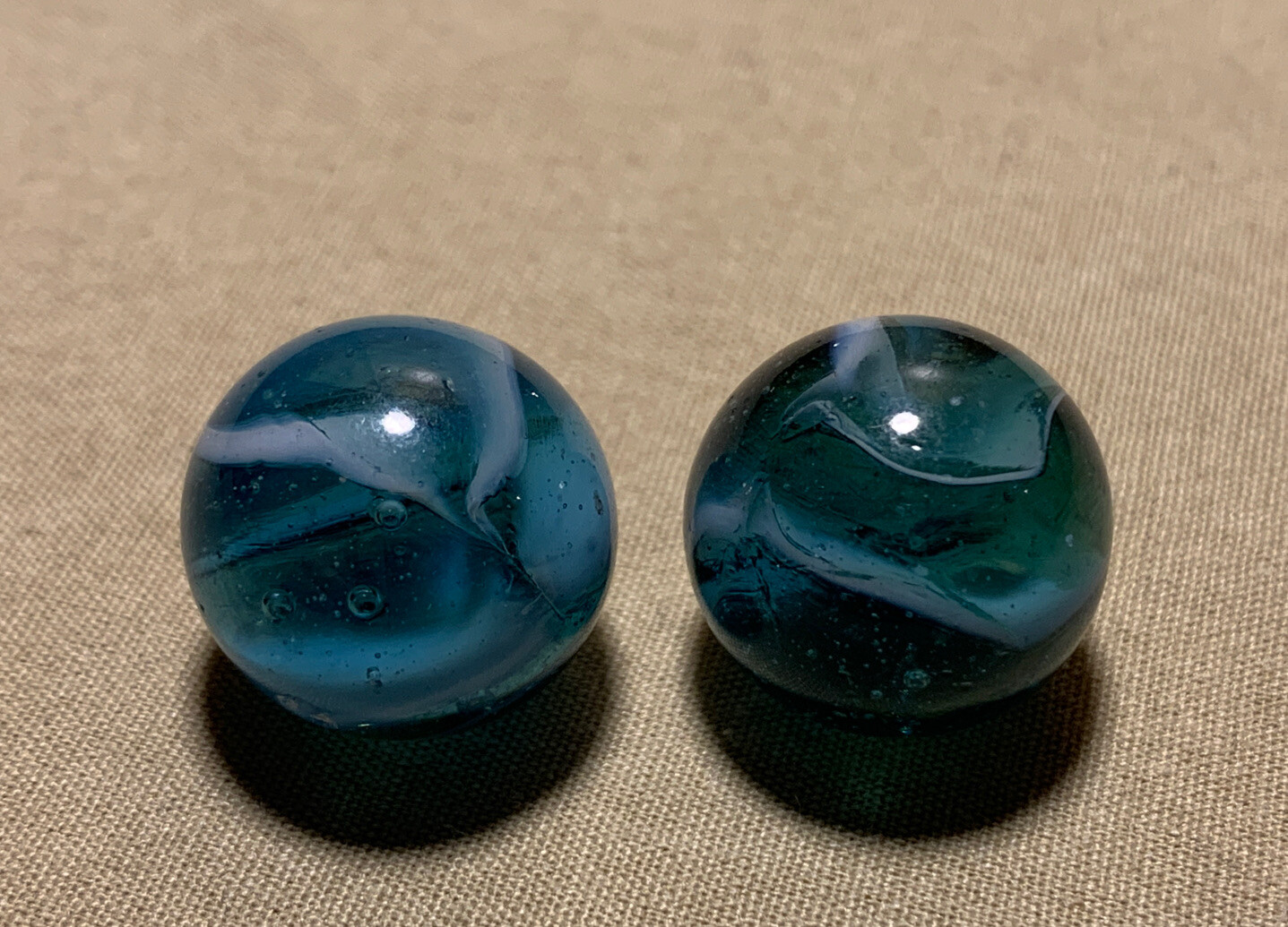 2 Vtg Rare Antique Peltier Glass Blue Transparent White Rainbo Marbles 0.627”