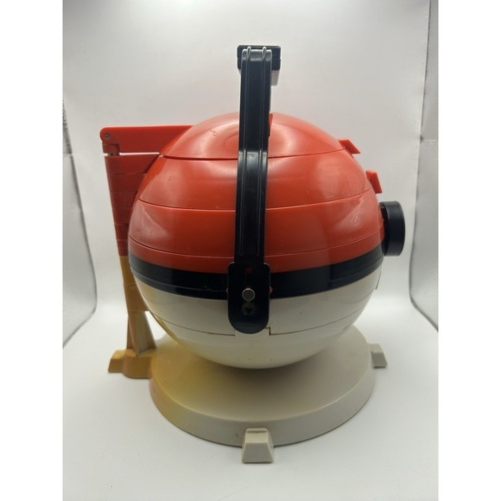 Vintage 1999 Pokemon Collector Marbles Pokeball Carrying Case & Marbles