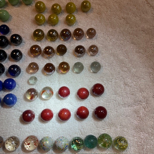Lot of 121 Vintage Marbles