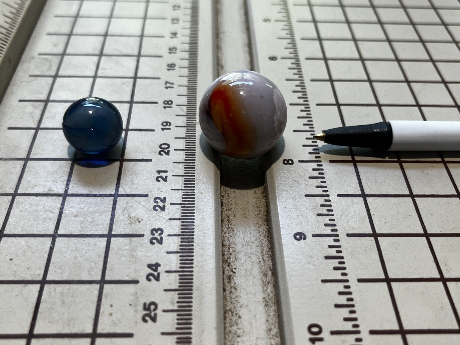 Jabo Classic Uranium/Cadmium UV Burmese Shooter Boulder Marble Lot -SWAN 24mm