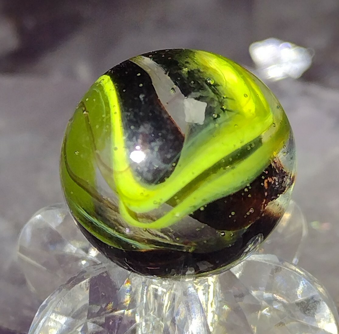 .64″ ODD LOOKING DEEP DIVE MARBLES- NM RARE UNIQUE OLD TOYS