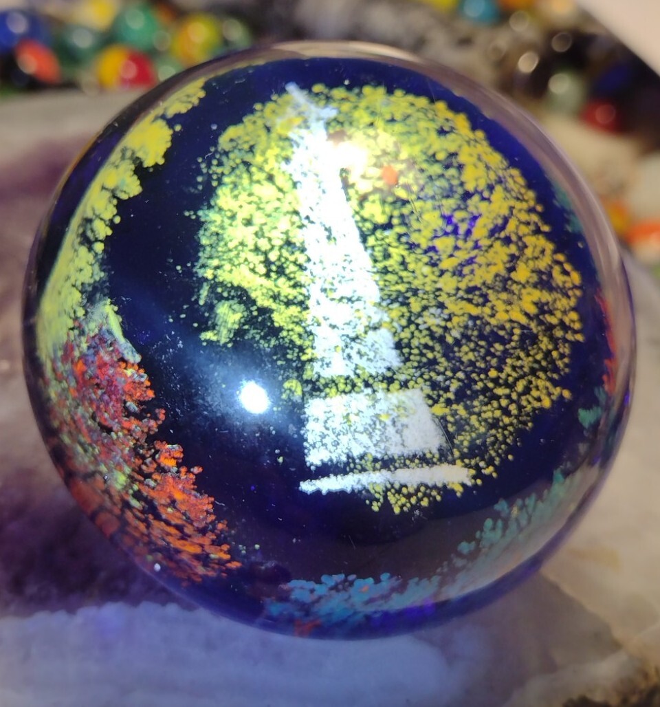 2.62″ VINTAGE ART GLASS PAPERWEIGHT – LIGHTHOUSE