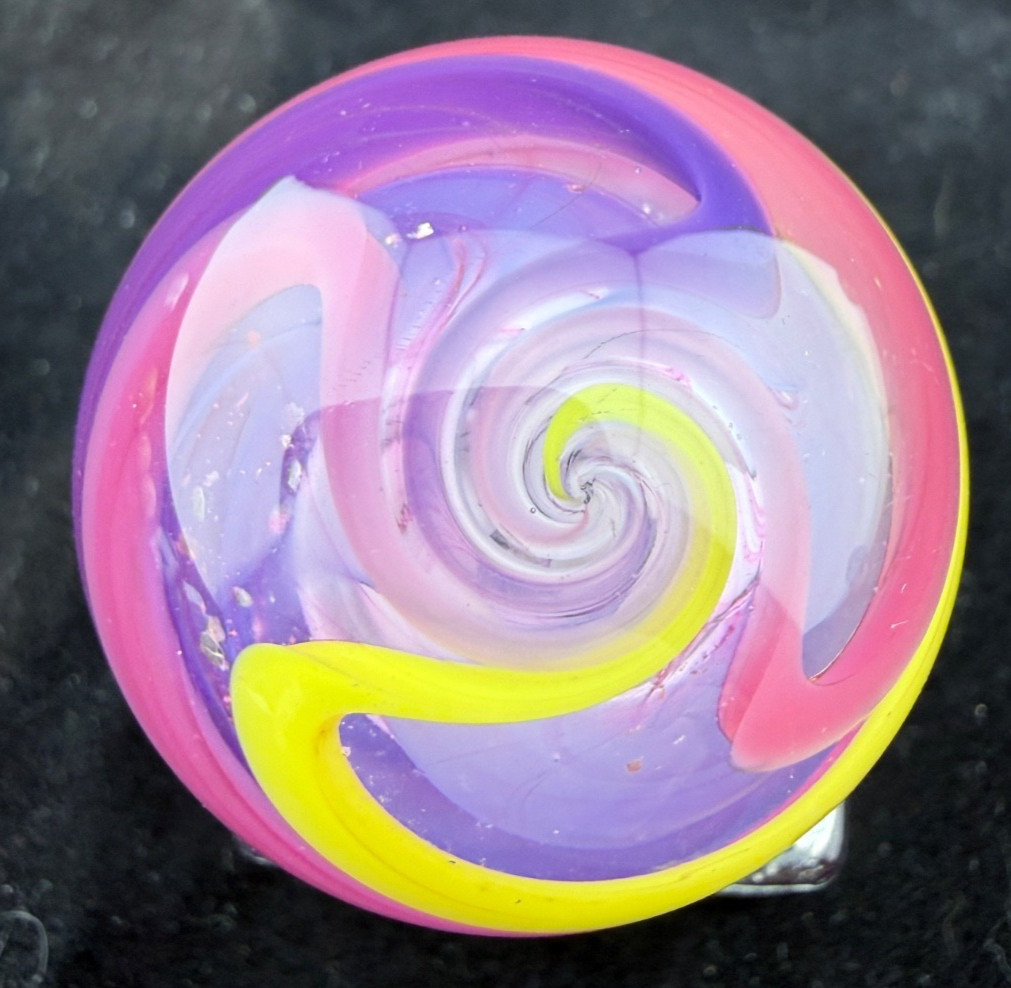 Steve Davis signed 04 1 1/2″ Fairy Core Ribbon Swirl Marble with Mica