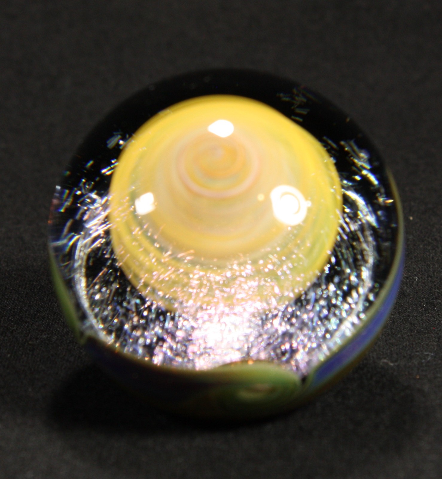 Juba Glass Handmade Marble 1.60″ Boro Lampwork Art 24K Gold and Silver Fume