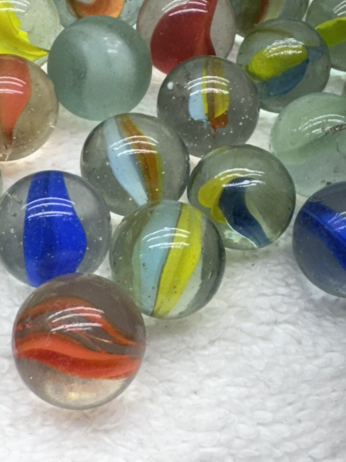 Vintage & Modern Lot Of Glass Marbles Various Colors Styles & Sizes Collectibles