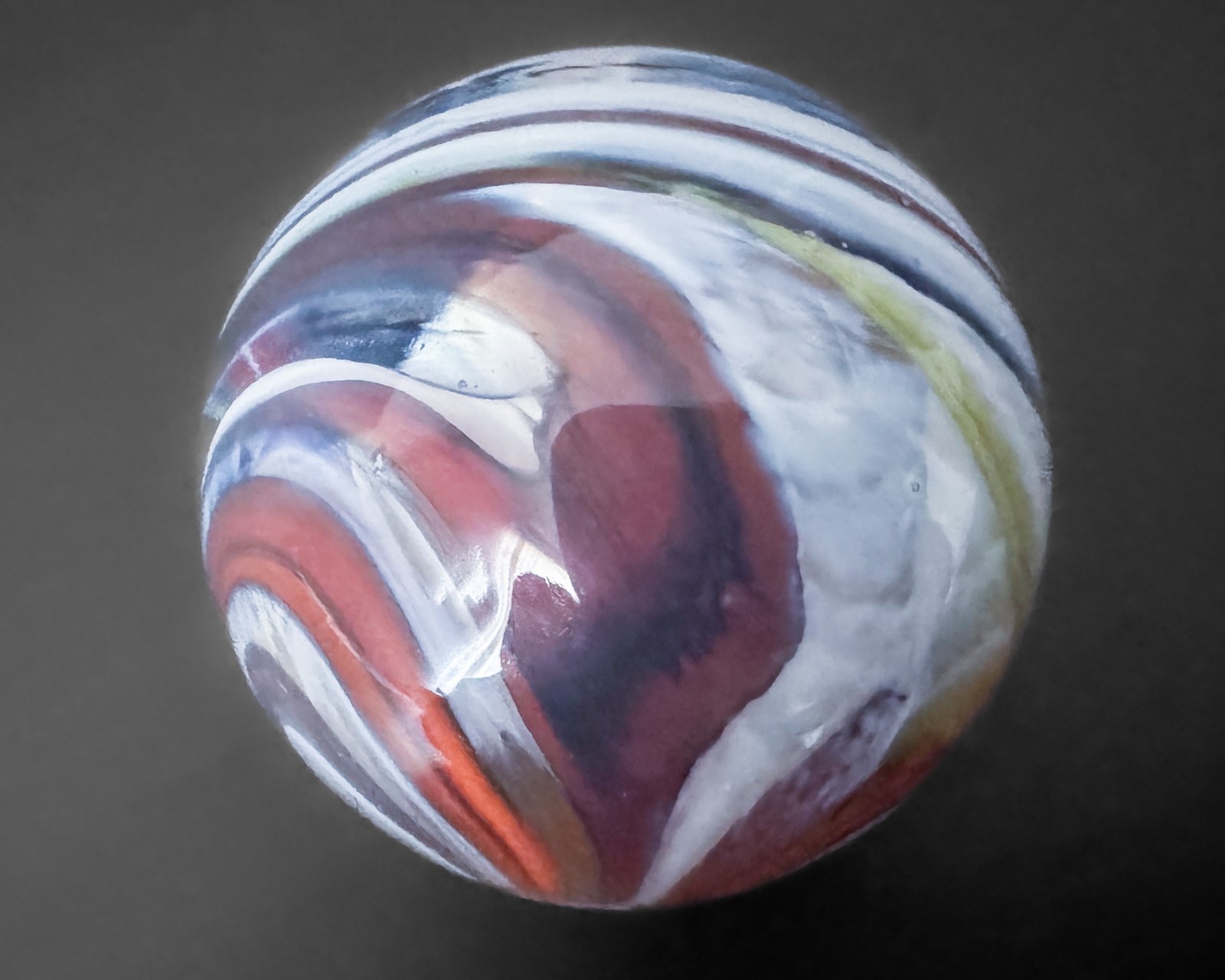 Rick Davis 1.47″ White Red Swirl Contemporary Art Glass Marble