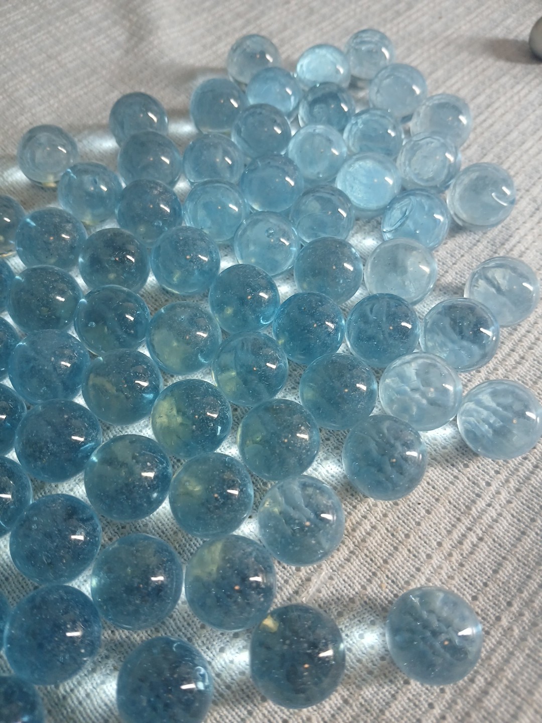 100 CHAMPION 5/8″ (+or -) Light Blue TRANSPARENT MARBLES $9.99 !!