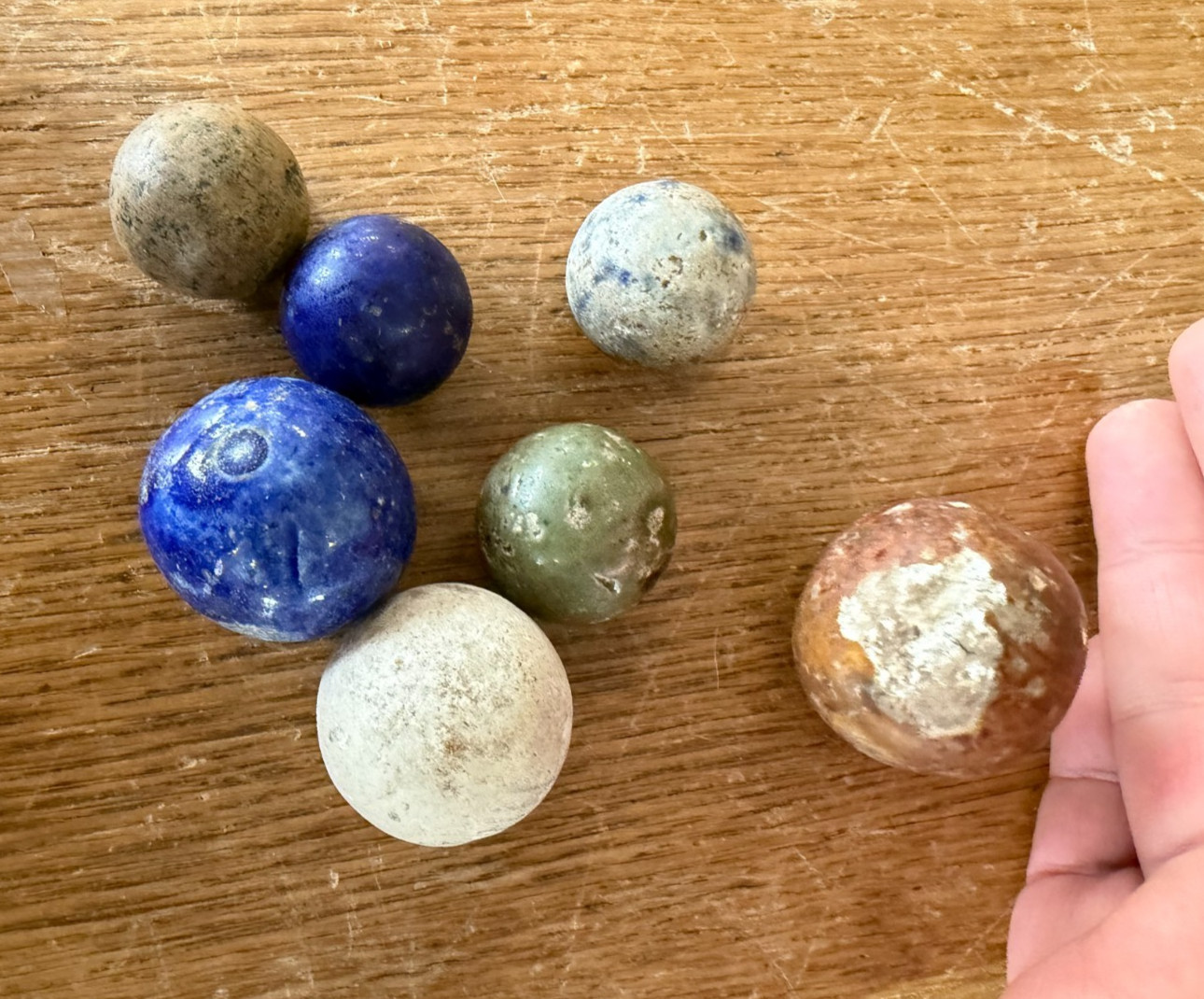 Lot of 7 Large Antique Clay Marbles 25mm to 39mm In Diameter