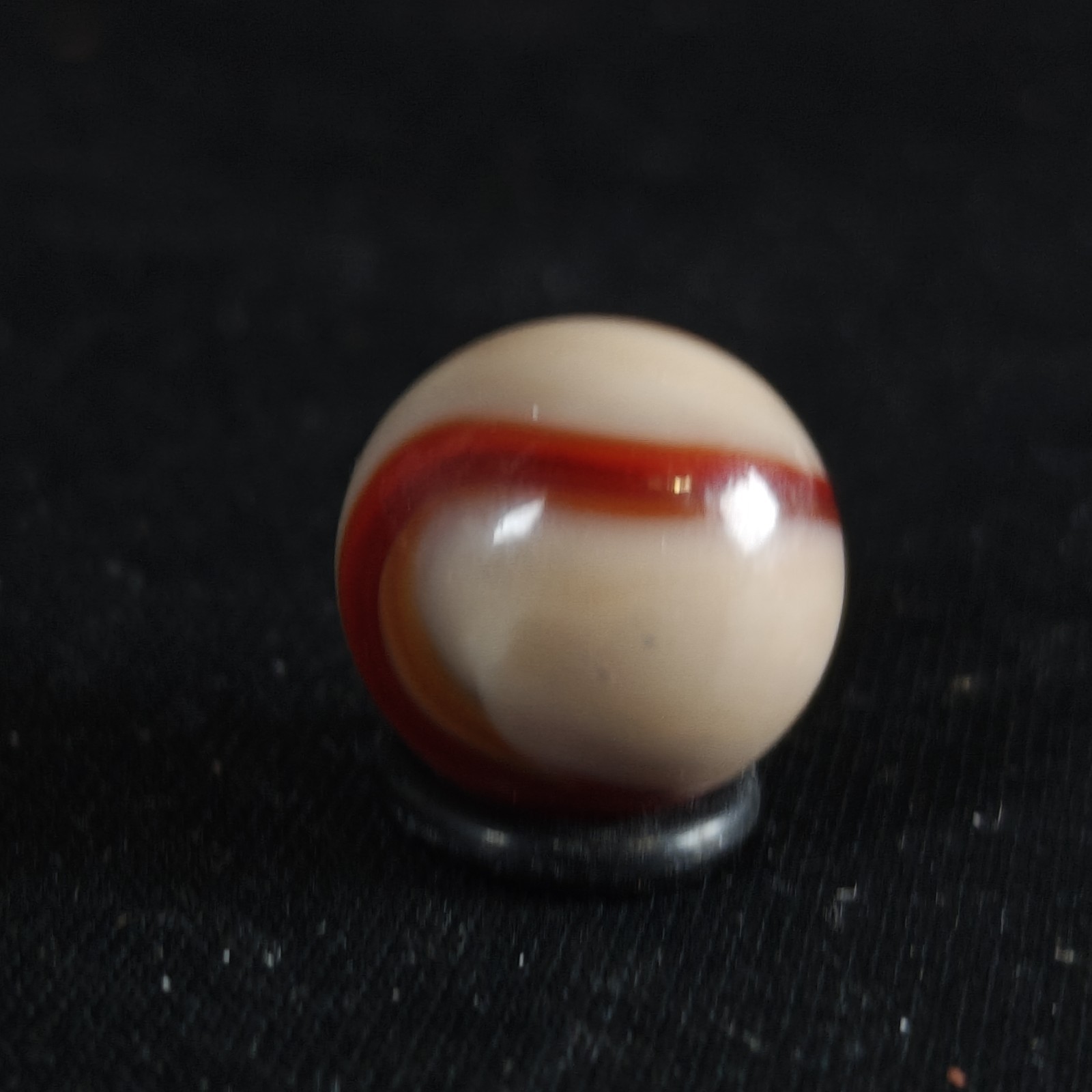 Vintage Marble – Akro Corkscrew .66″ Red & Cream , Strawberry Tan