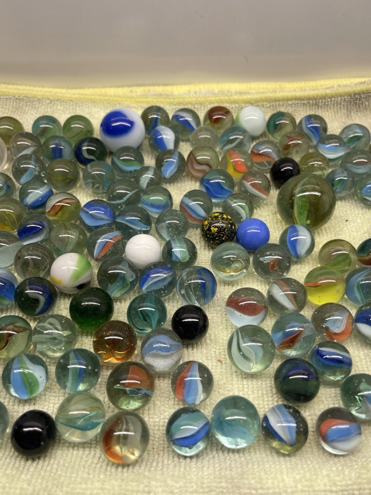 Vintage Marble Lot Over 140 Various Sizes, Types And Colors
