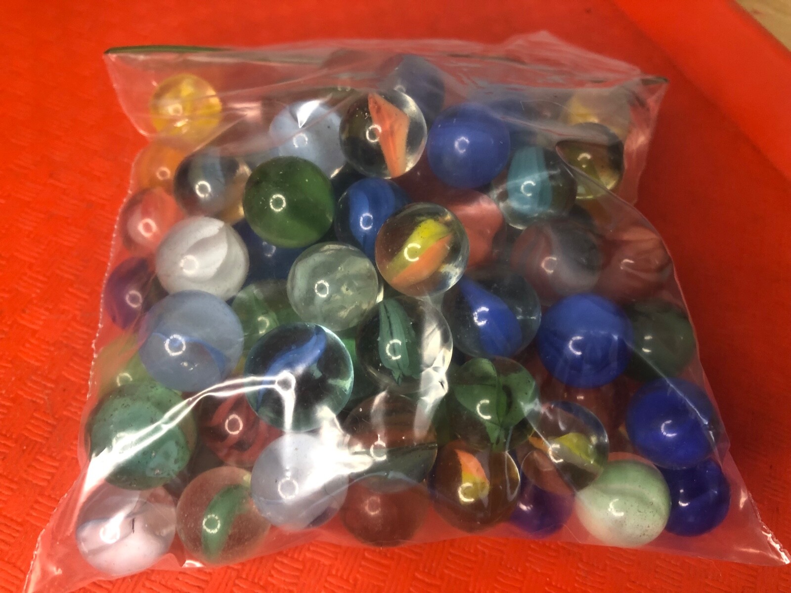 100 vintage CATS EYES OR RIBBON glass marbles 15-17mm tiny bubbles