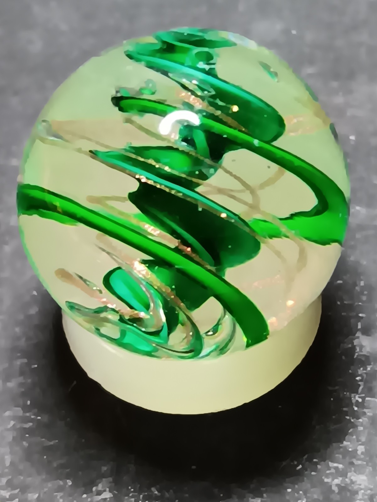 Handmade Glass Toy Marble Green Swirl Design, 0.85 Inch, Ages 4-7, 8-11 Years