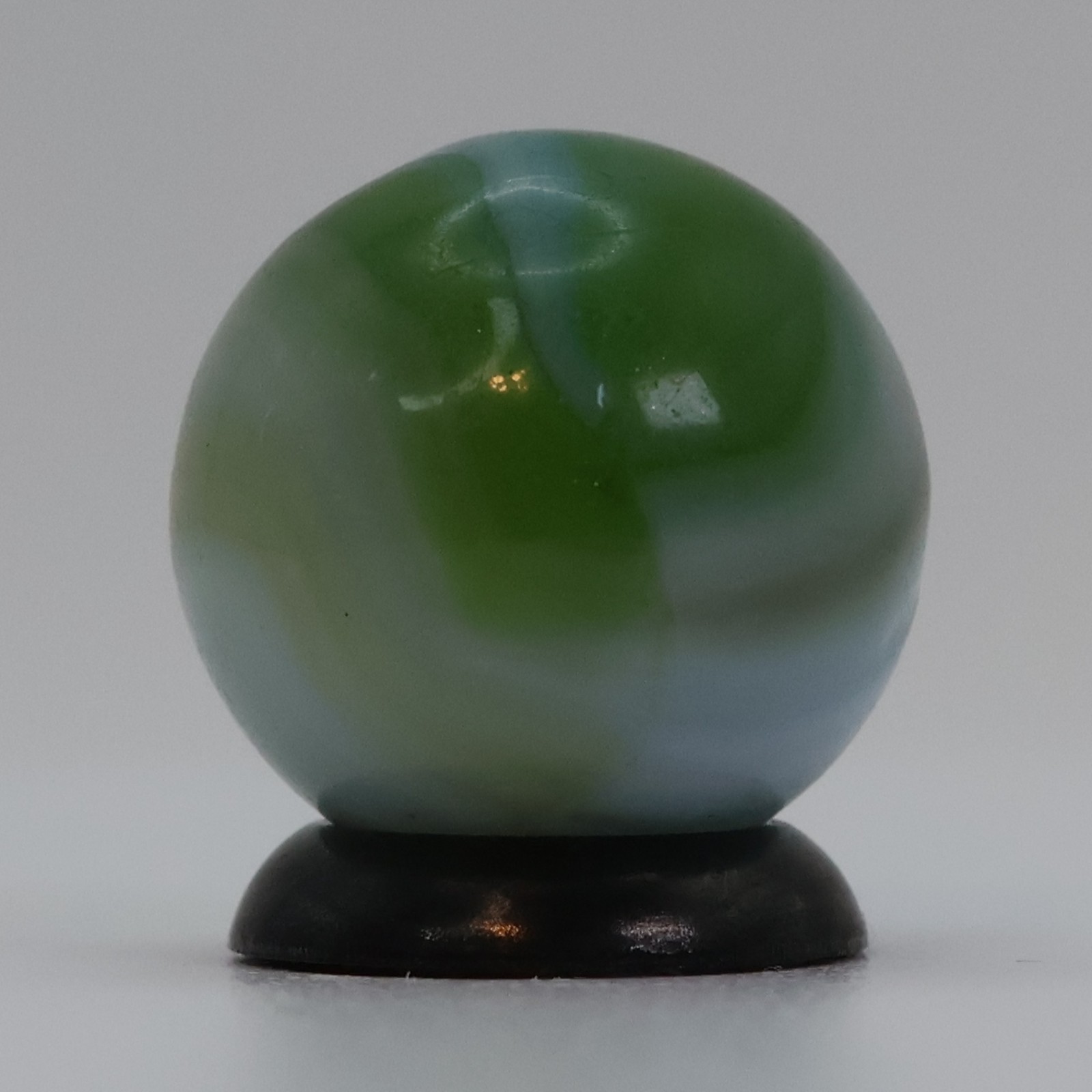 5/8″ Vitro Agate Easter Egg Marble NM+