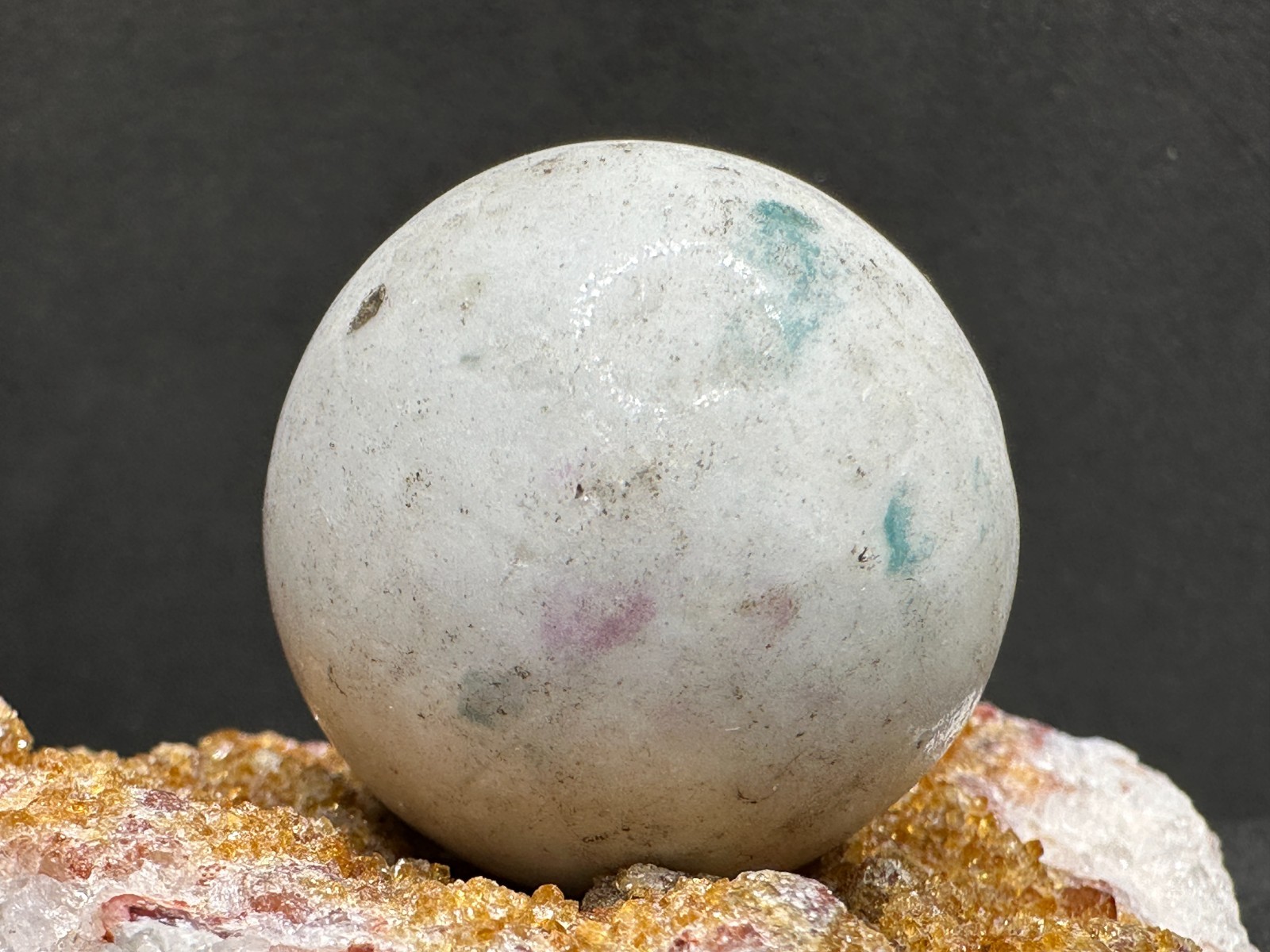 EXTREMELY SCARCE Antique China Clay PAINTED FLOWER Marble 1.26″ HUGE SHOOTER!