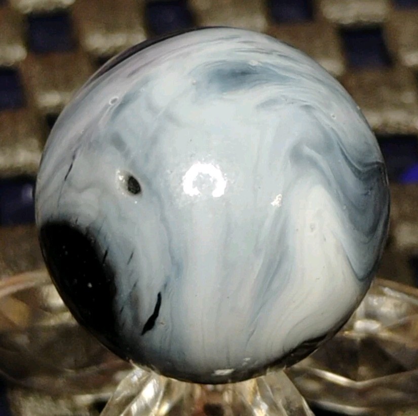 .67″ ANTIQUE/VINTAGE MARBLES – PURPLEISH MAGLIGHT EFFECT SLAG🔥RARE HTF NM+