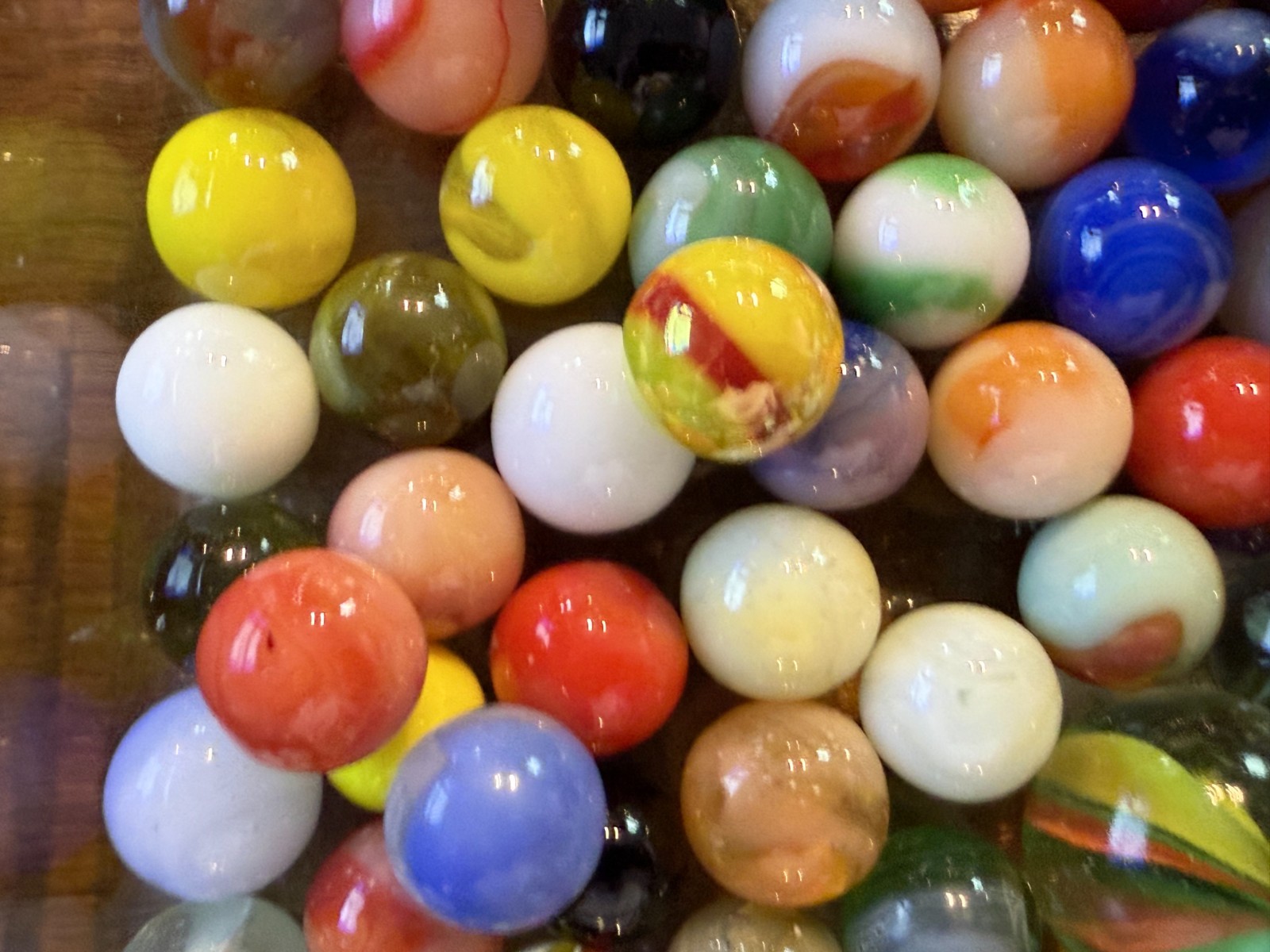 Vintage Marbles (Slags, Swirls, Cats Eyes, Bennies, Etc).Each lot varies Lot#130