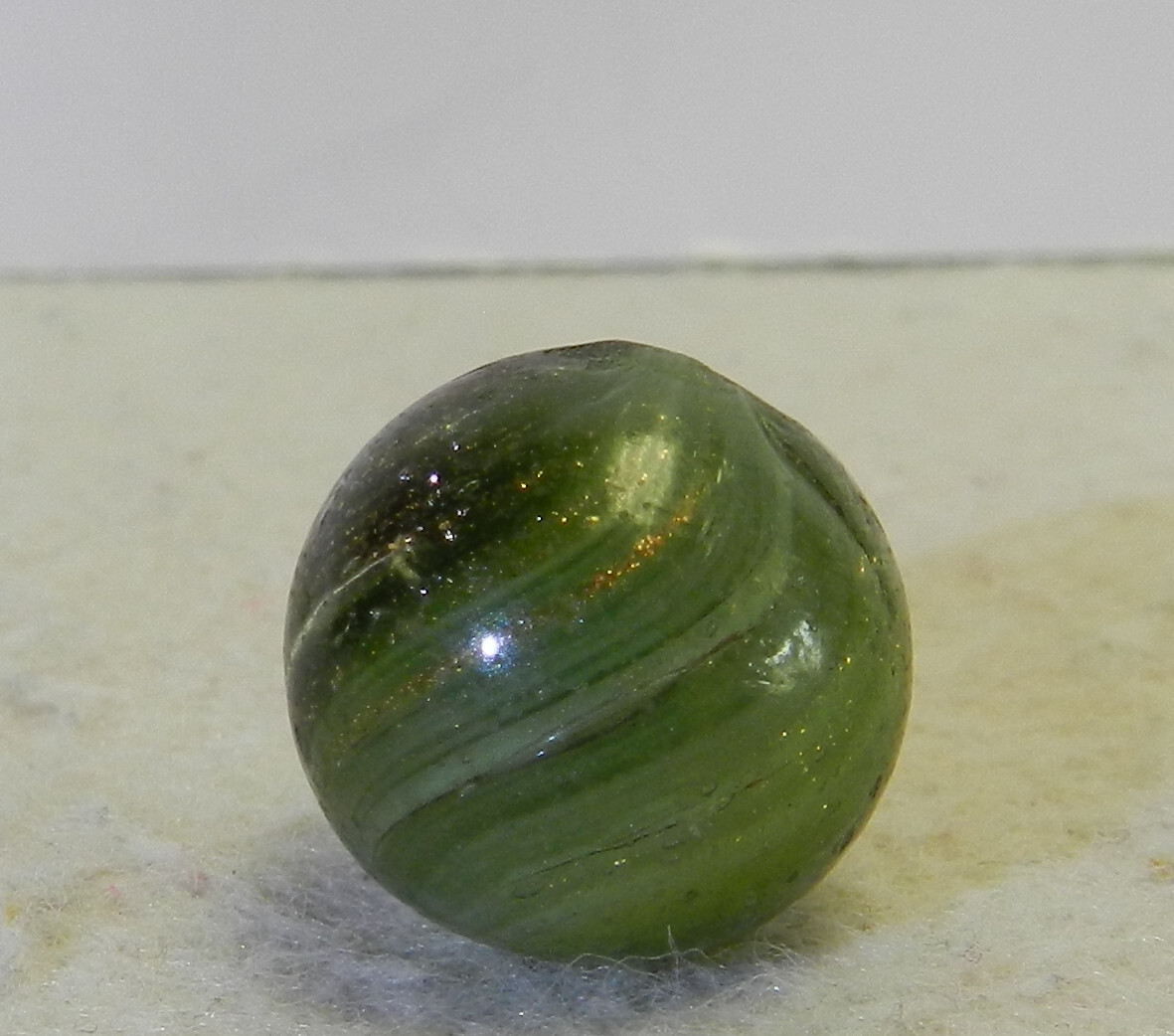#15801m Small .63 Inches Vintage German Handmade Onionskin Lutz Marble