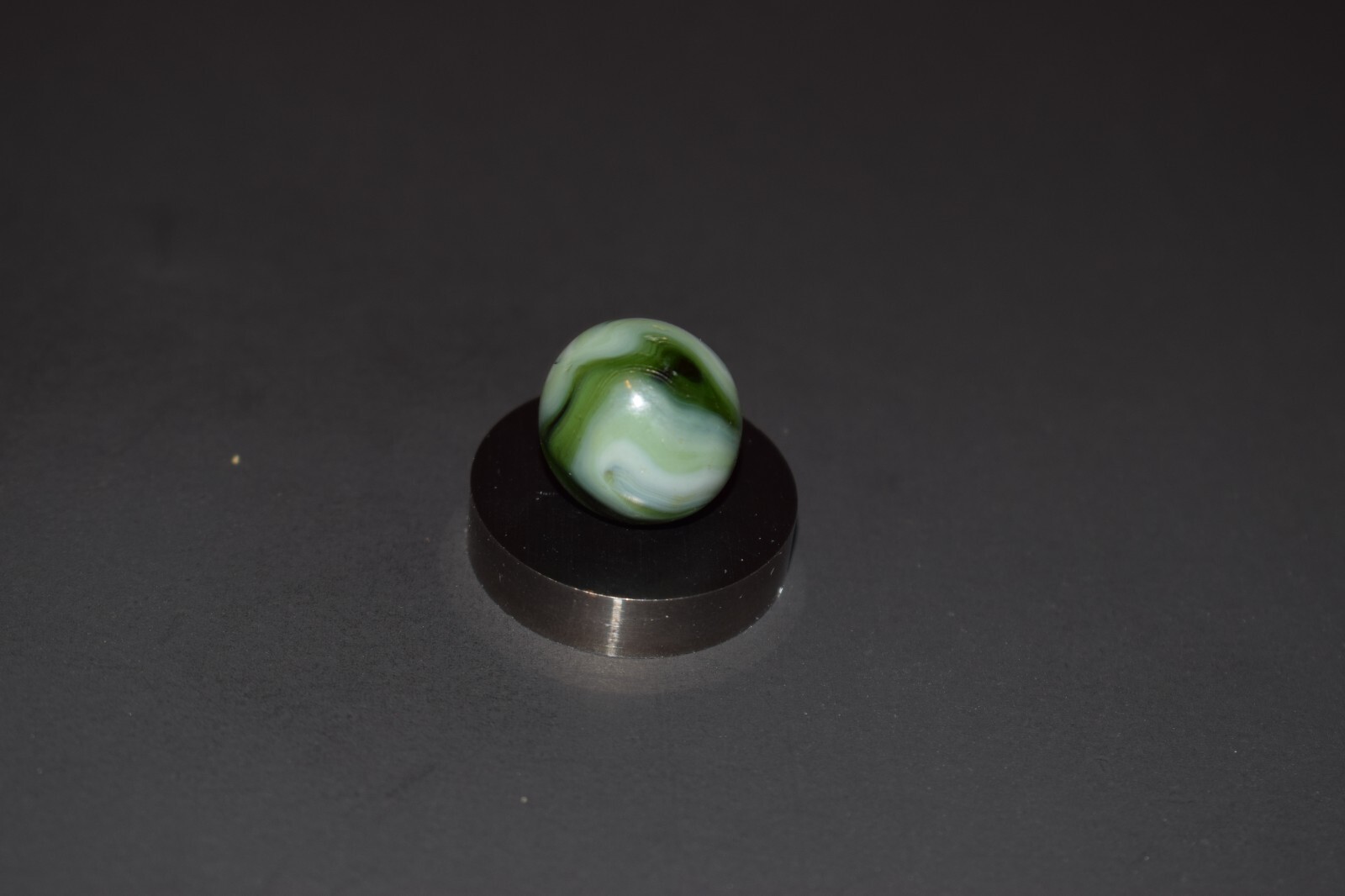 ⭐M.F. Christensen 🌿Rare Color Olive Green Slag Marble🌿 Size .625″=5/8″=16mm⭐