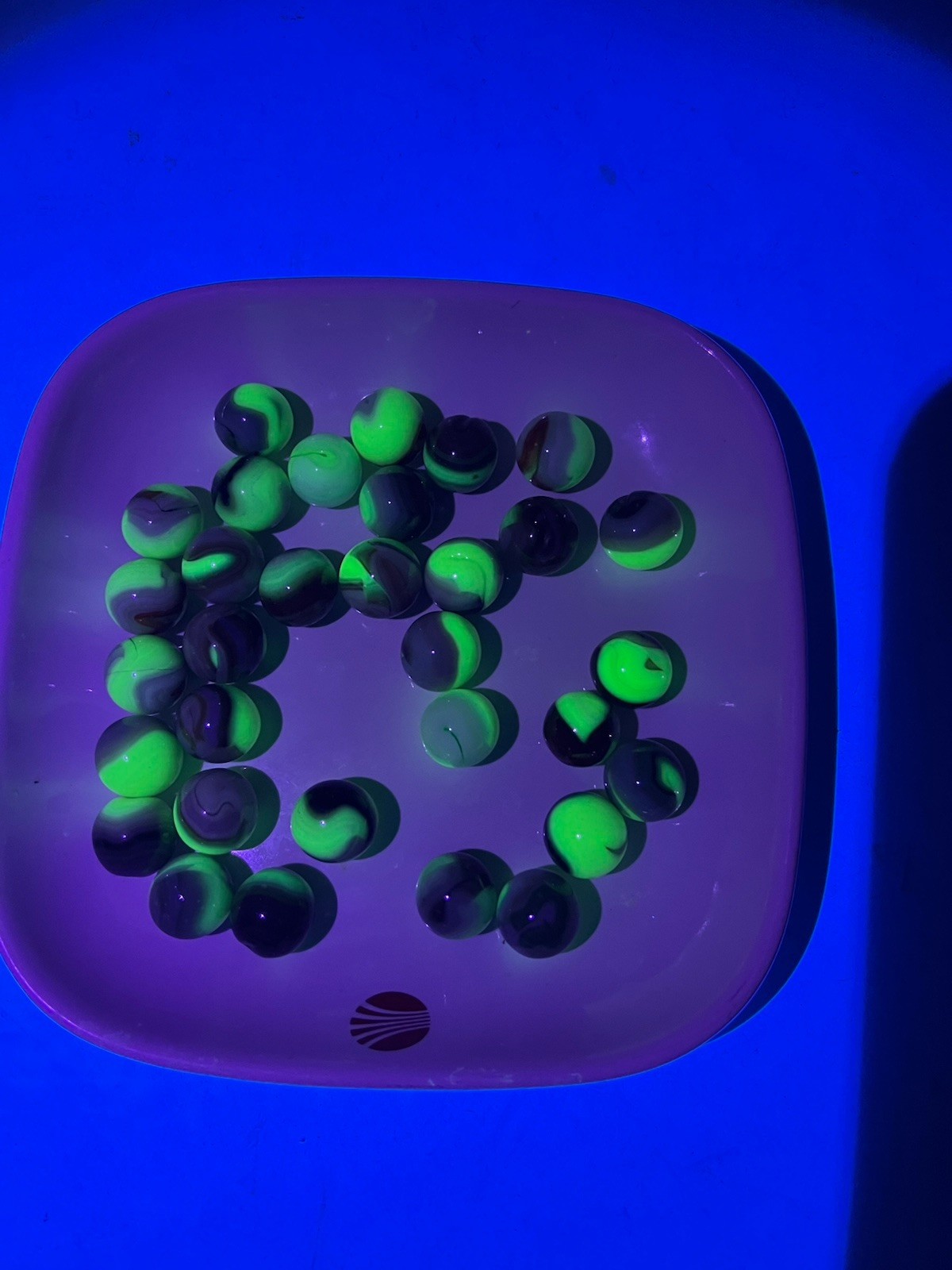Lot Of 32 Vintage Vaseline Glass/Uranium Glass Marbles UV Glow