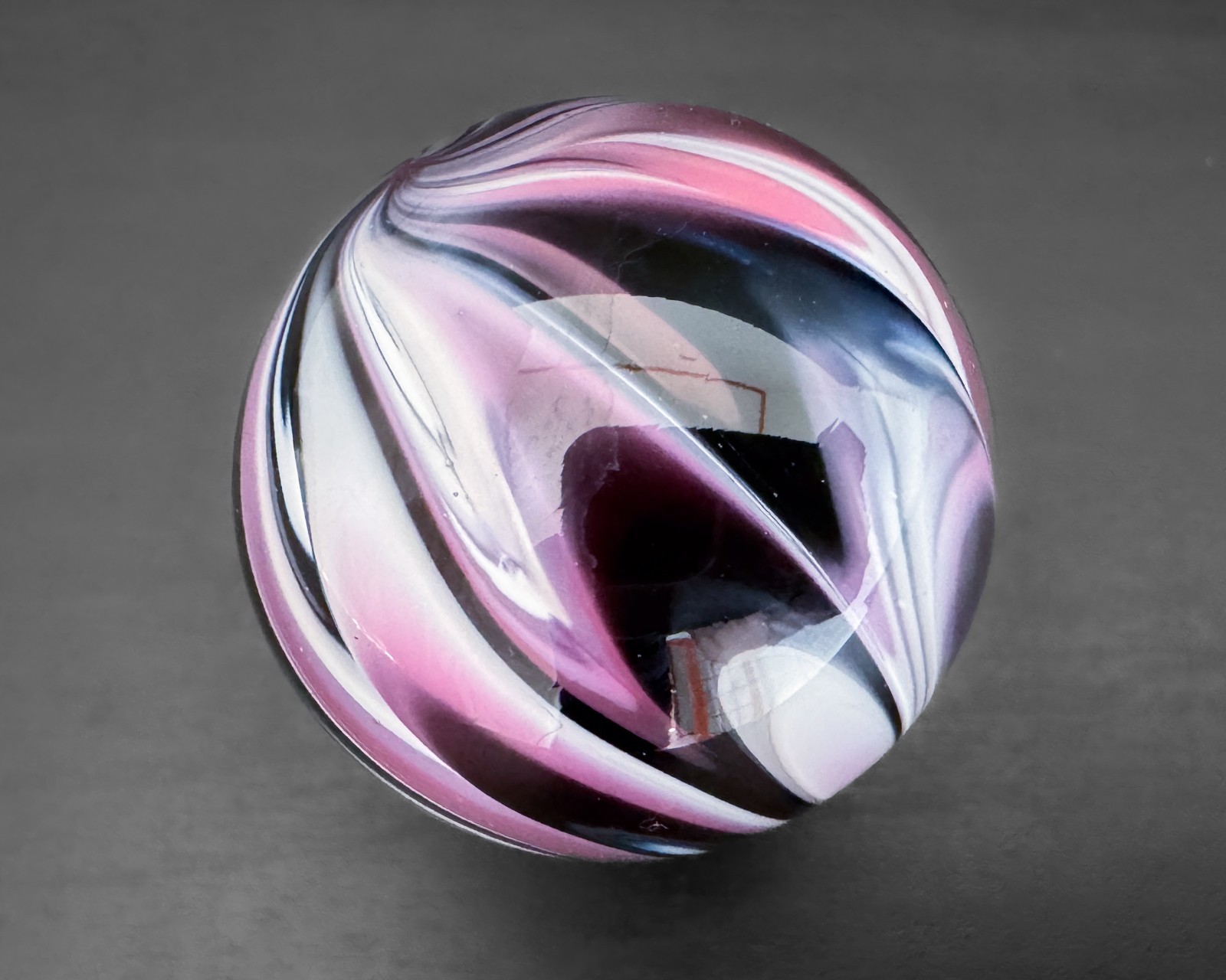 Steve Davis 1.5″ Pink White Black Swirl Handblown Art Glass Marble