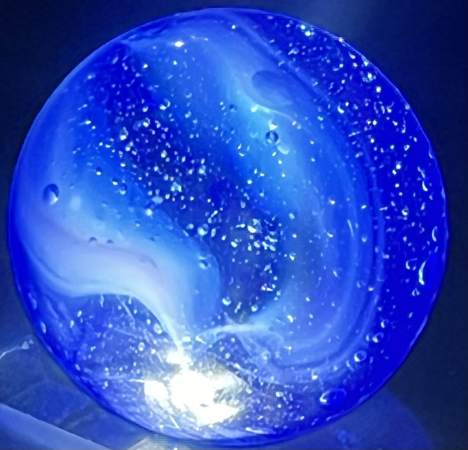 VTG PELTIER TRANSPARENT BUBBLY BLUE /WHITE SWIRL RAINBO 5/8” MARBLE