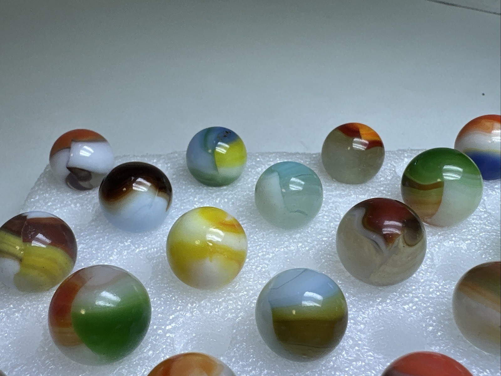 273 Awesome Mixed Lot Of 30 Vintage Vitro Agate Marbles!