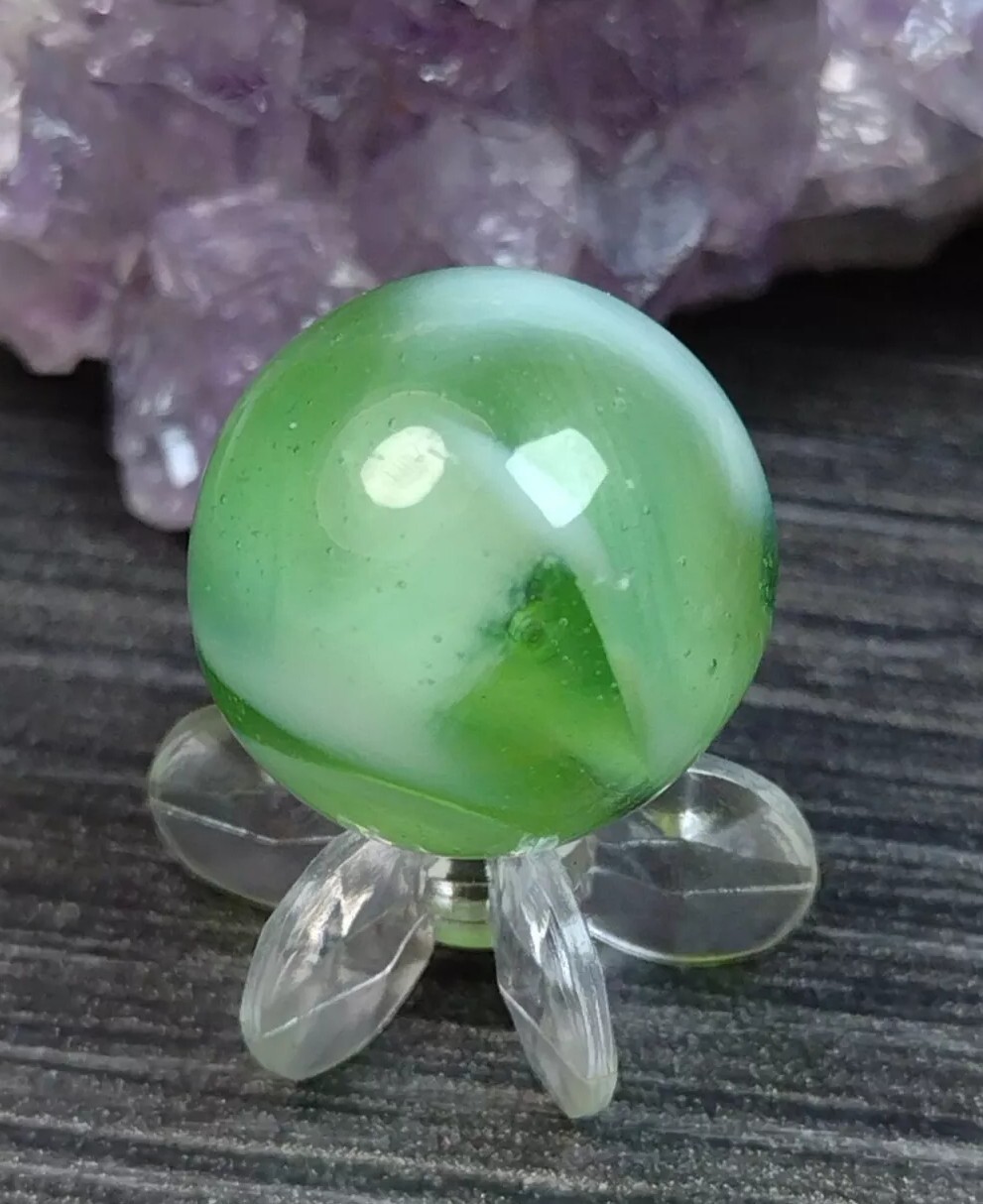 Lime GREEN FIZZY Fat Ribbon Swirl Alley or Cairo Glass NM Vintage Marbles .59″