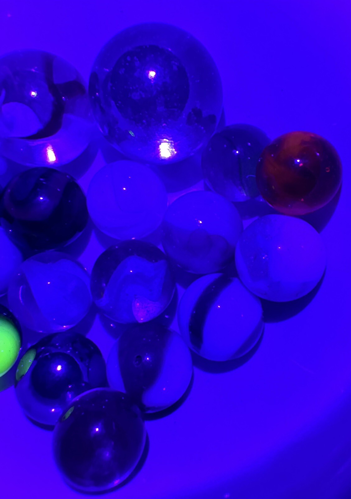 Vintage Marble Lot Of MARBLES UV Reactive Cadmium Uranium Lot #57