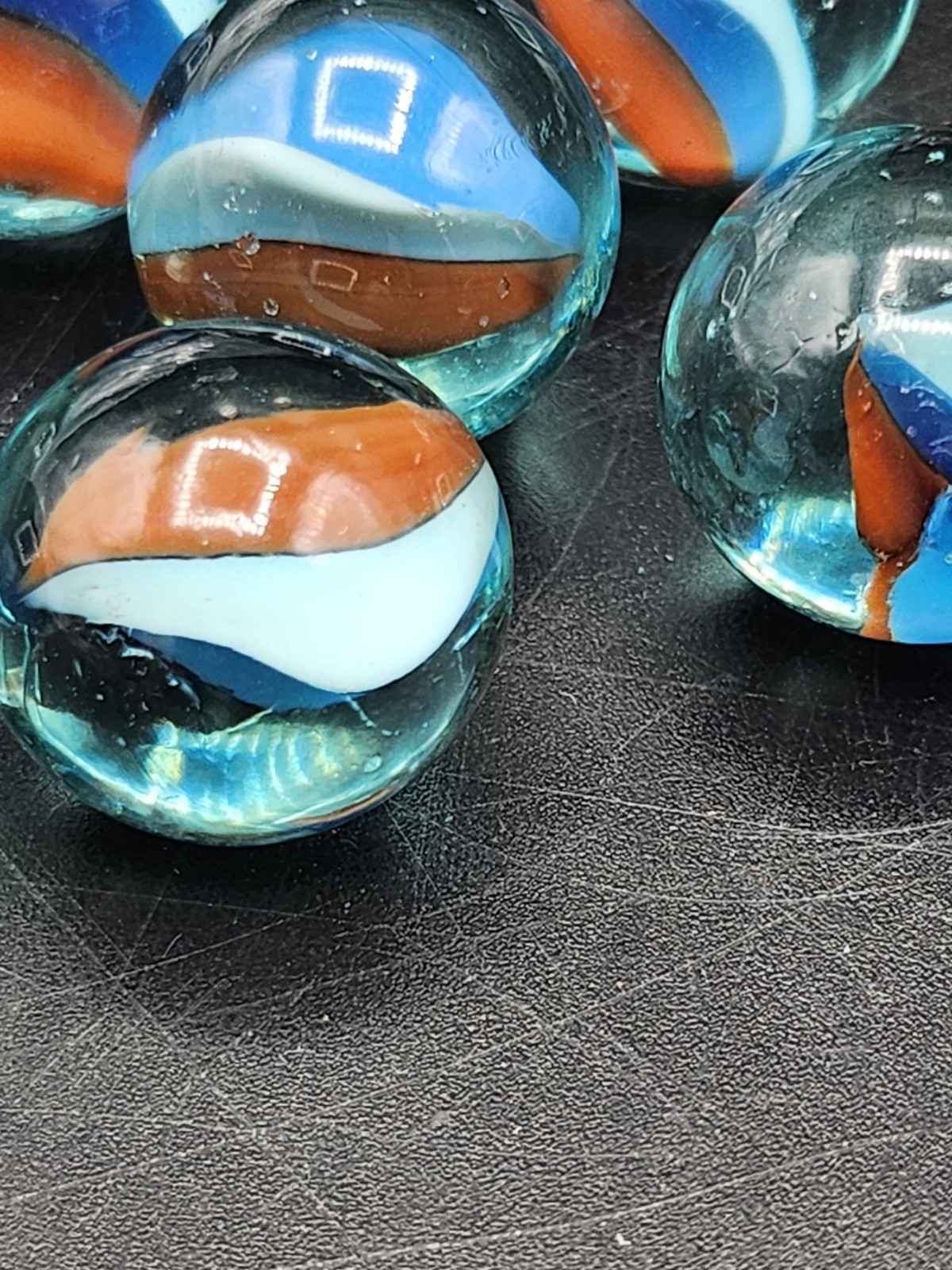 Vintage Set Of 36 Cat’s Eyes 3 Color Ribbon Swirl Blue Shooter Marbles