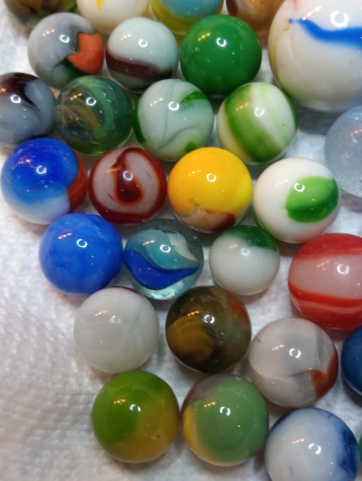 Vintage Marbles Lot Of 80. Random Pick. What You See Is What You Get. Good Luck
