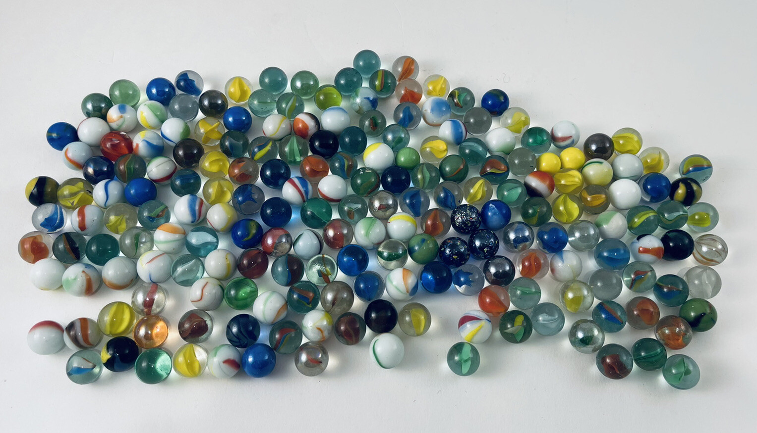 Vintage Marble Lot, Lot Of 198 Marbles