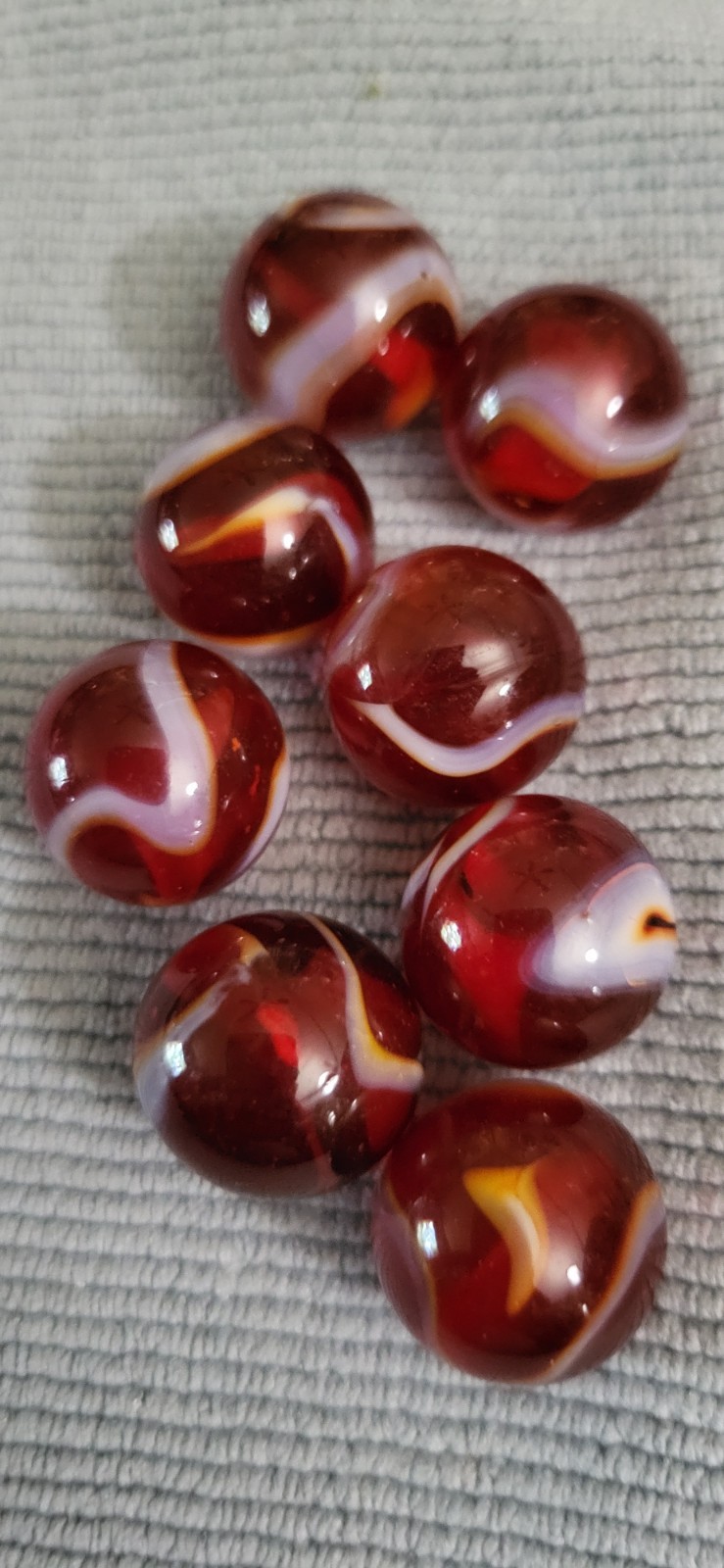 Vacor Marble Lot Rooster Transparent Red Base Whitetail Swirls 5/8″ Marbles