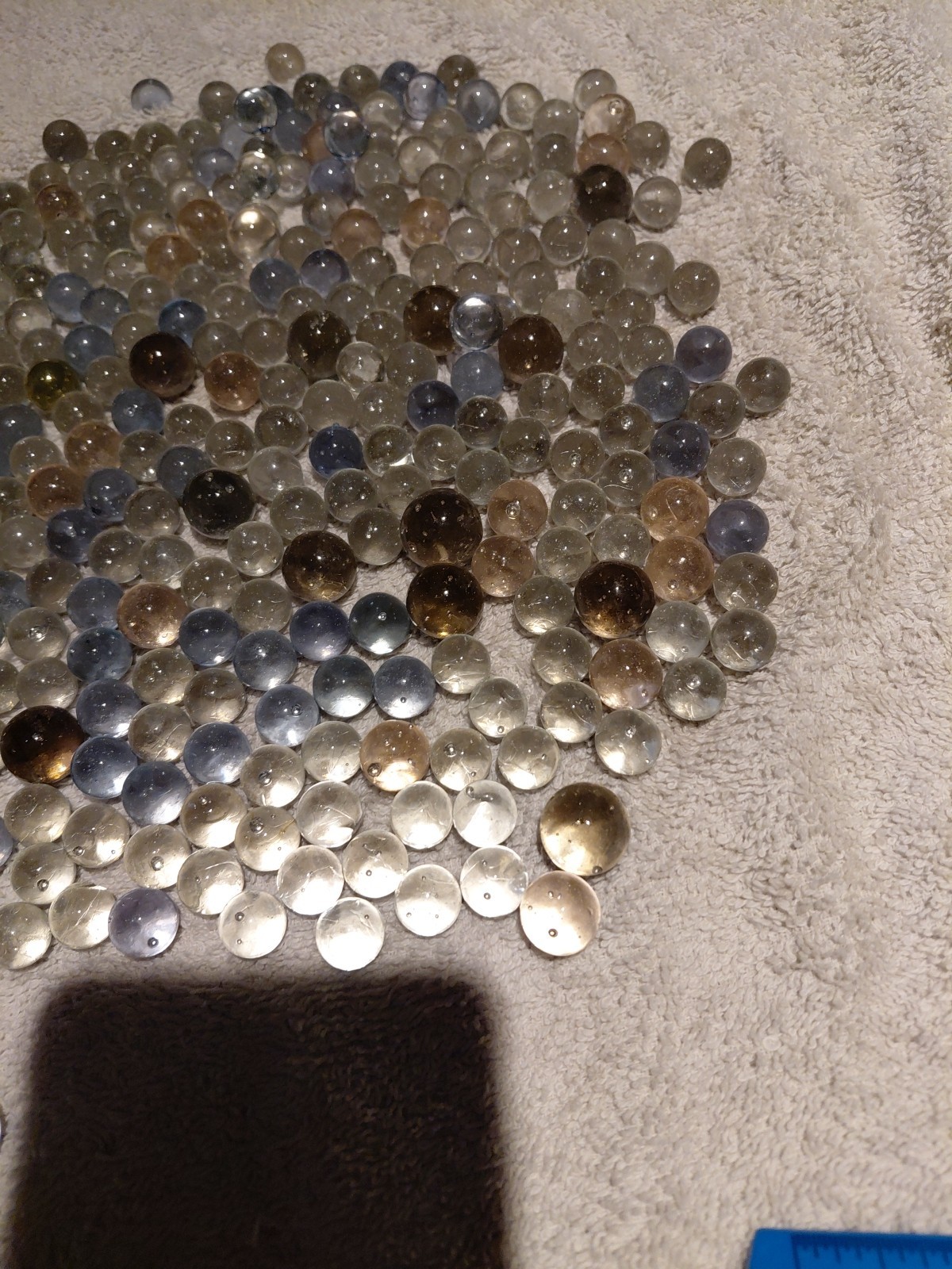 2.4 POUNDS CHAMPION 1/4″ (+or -) TRANSPARENT MARBLES $14.99 !! Exact Marbles