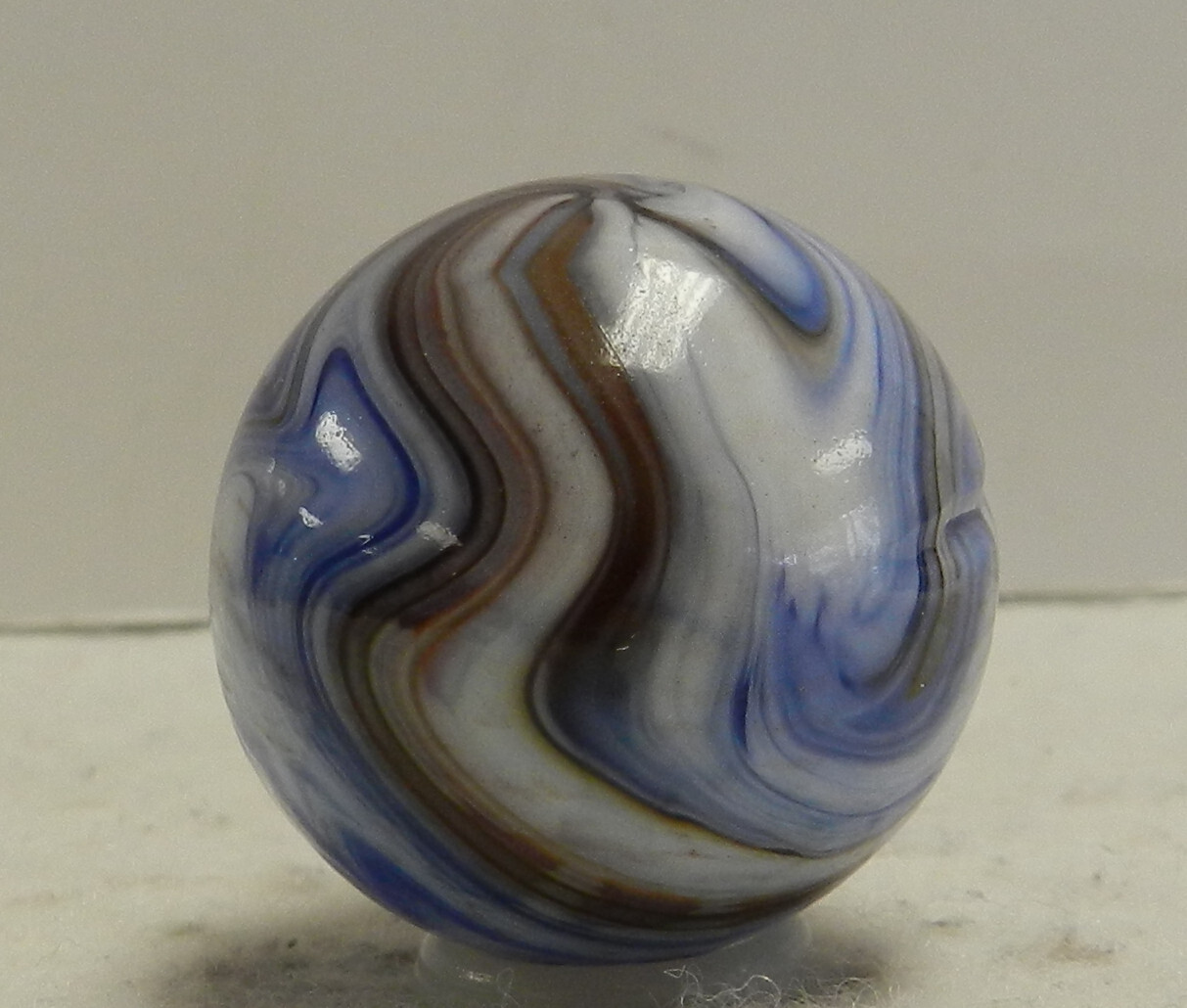 #16293m Nice Looking Contemporary Marble 1.20 Inches *Mint*