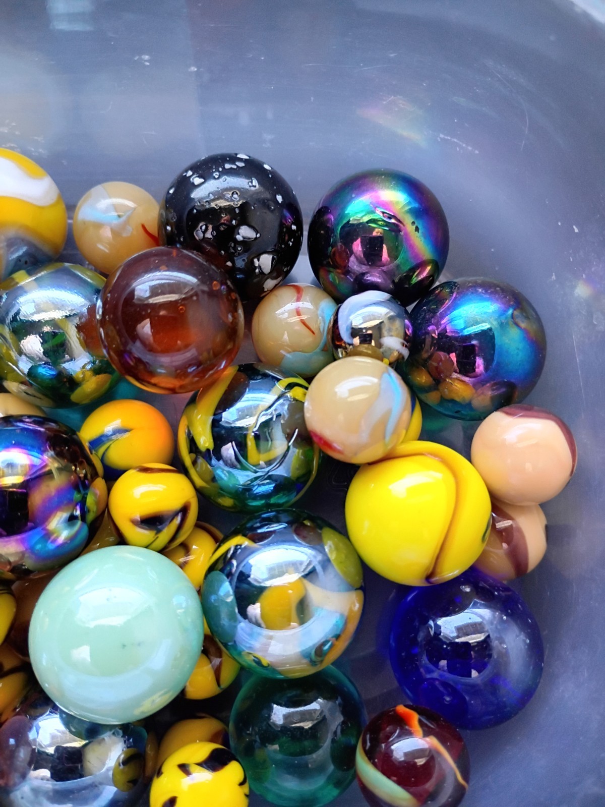 Lot Of Vintage Glass Marbles Various Sizes 1.2lbs Swirl Iridescent 14mm 30mm