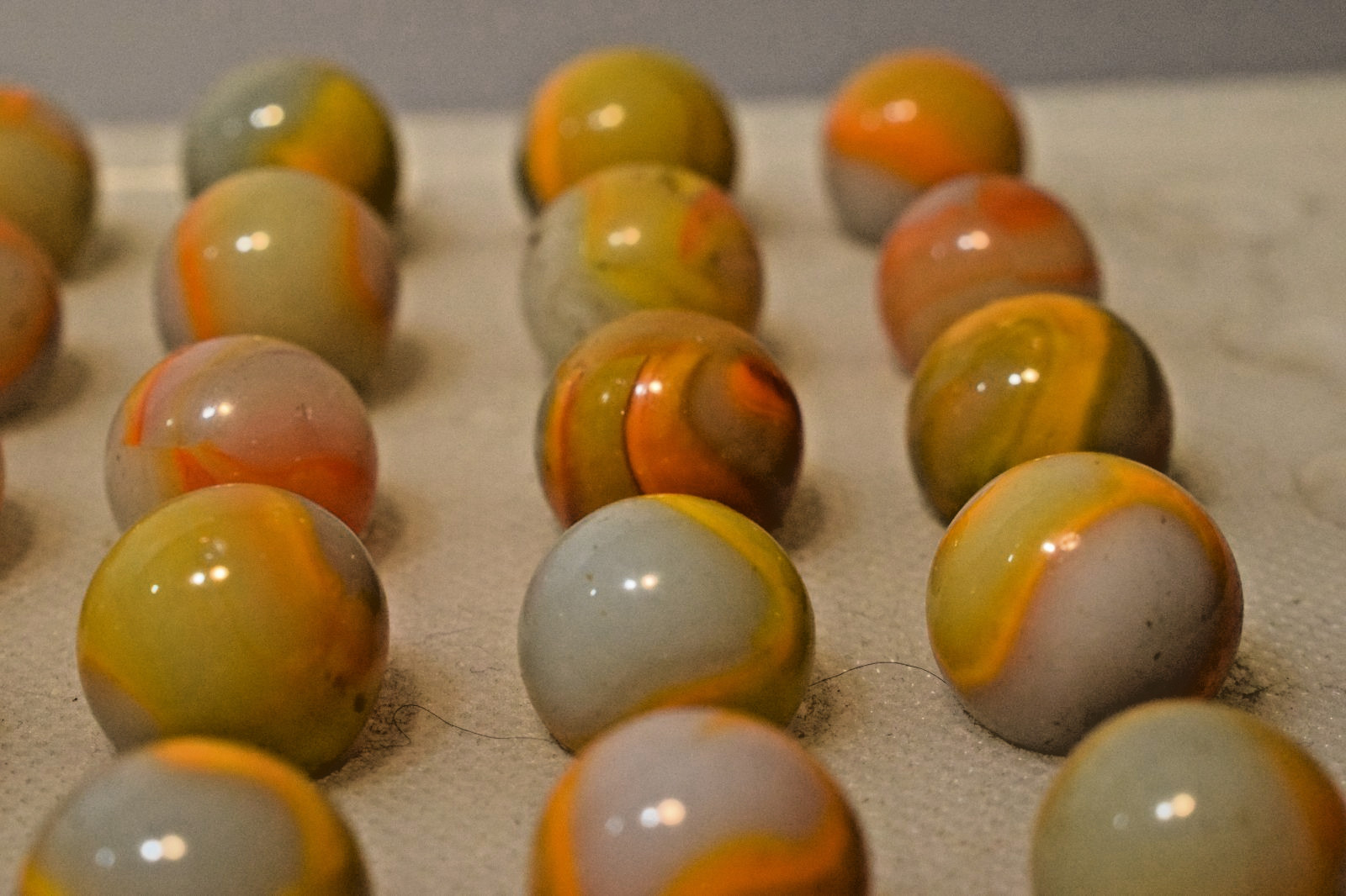 VITRO AGATE TIGER EYE MARBLES PELTIER RAINBO MUDDIES 49PC MIX LOT YELLOW ORANGE