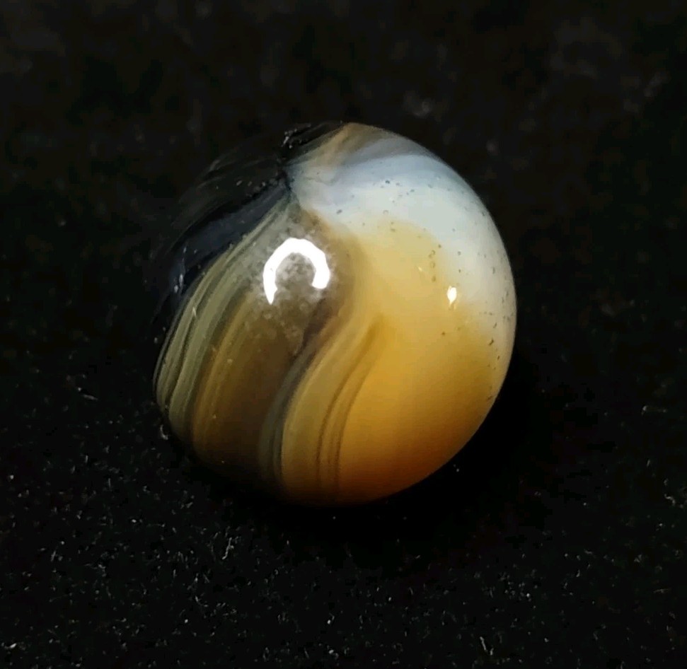 NM Dark Brown & Tan & White Master / Akro Or Whisp Glass Toy Vintage Marble .62″