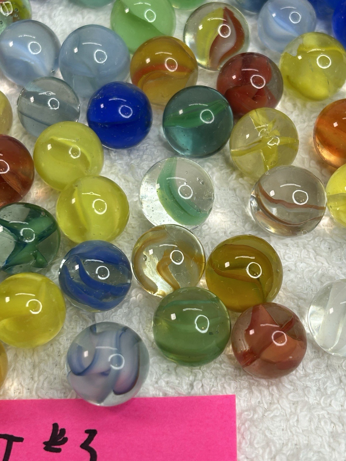 Vintage Lot of 100 Cat’s Eye Marbles Possibly Some Hybrid or Banana ? Lot 3