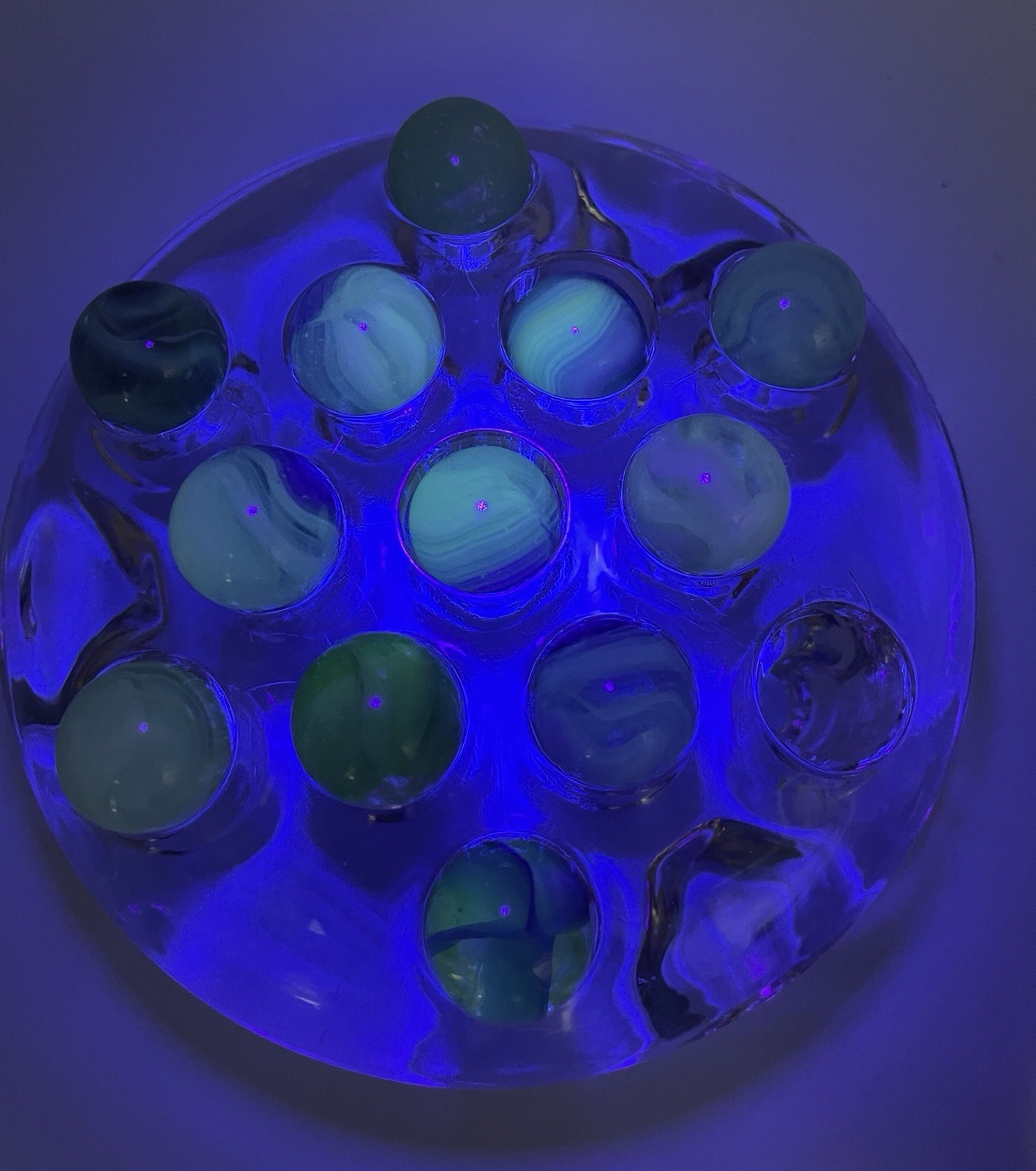 42 Pc Glow Marbles Uranium Cadmium Reactive Under UV Light Vintage