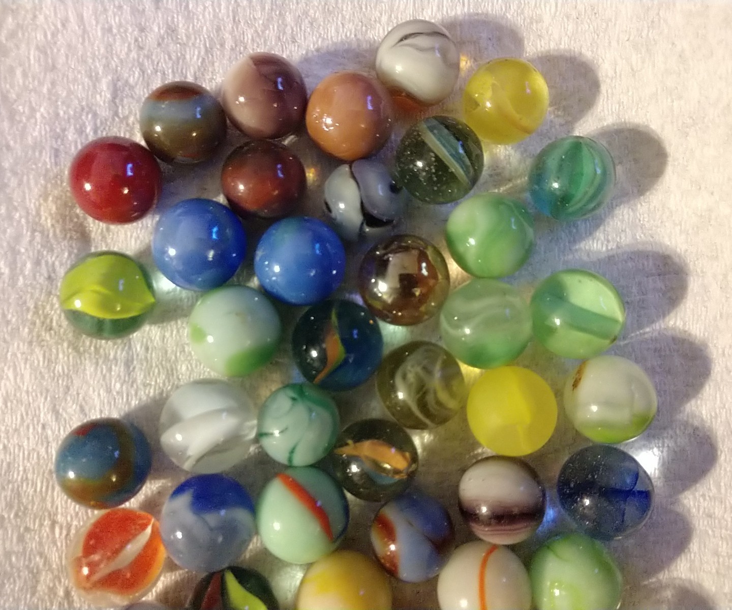 Vintage Lot of 75 Marbles Various Makers Patches Swirls Cats eye etc
