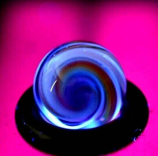 BRYAN TRILLAS GLASS MARBLE/.432″-WHITE STRIPE RAINBOW UV-NEON GREEN UNDER BLACKL