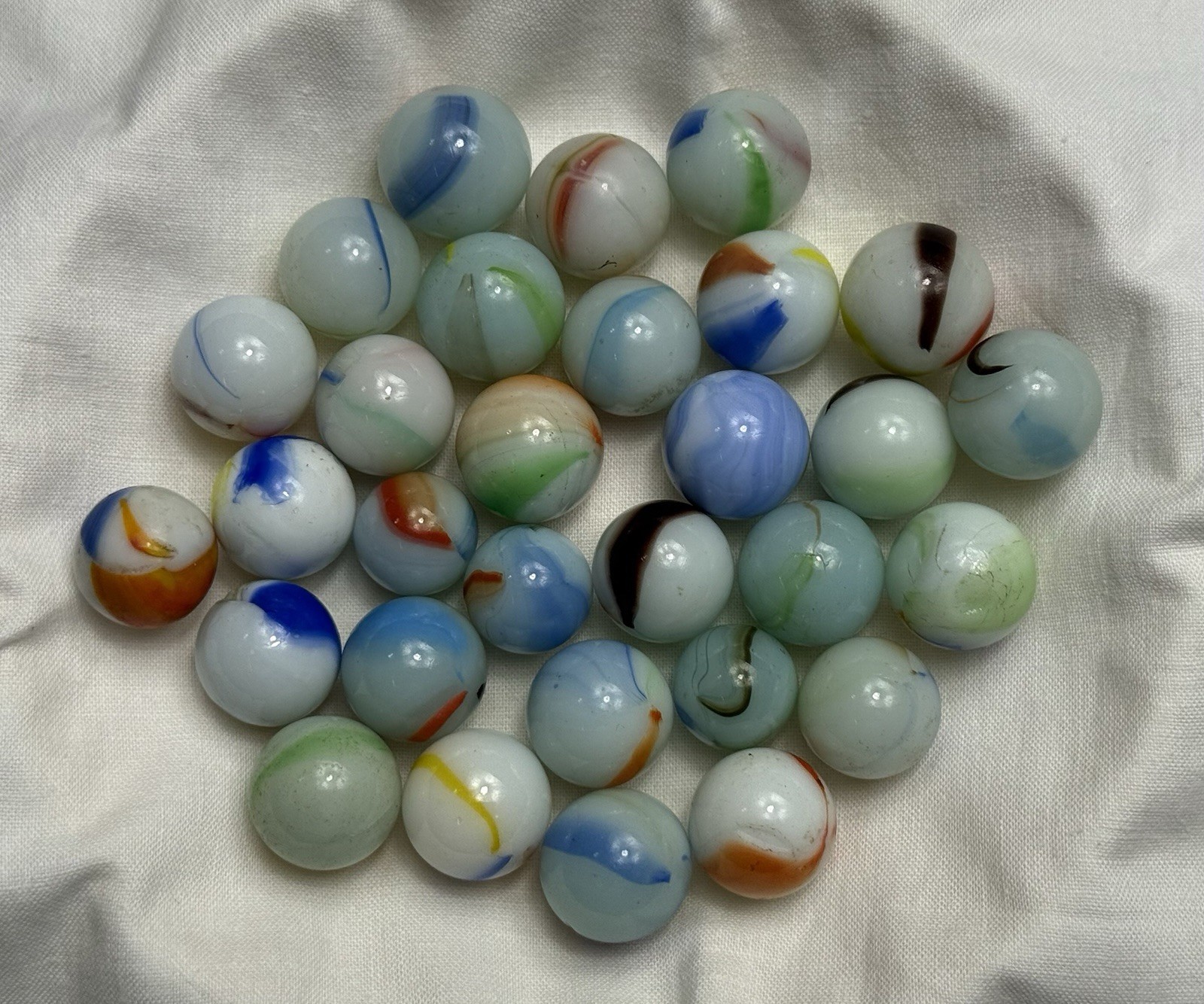 Lot Of 677 Vintage Marbles 6 LBS 21 Varieties Various Sizes Colors Patterns