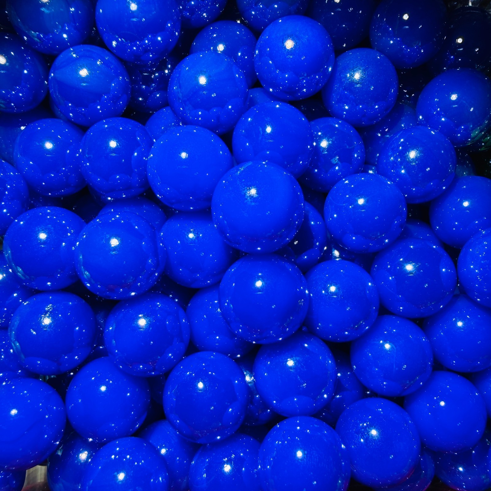9 Lot Jellyfish Blue Opal Iridized Marble Collection by Vintage Marbles 5/8″