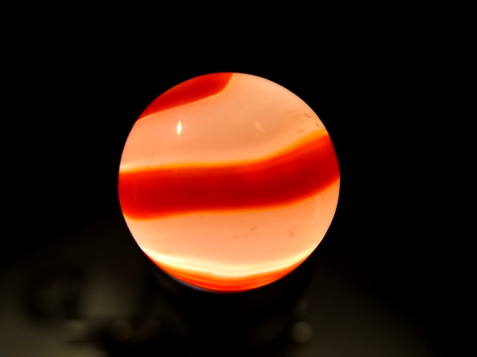 AKRO AGATE BLEEDING ORANGE w/PINK TONES RARE (personal collection) WET MINT