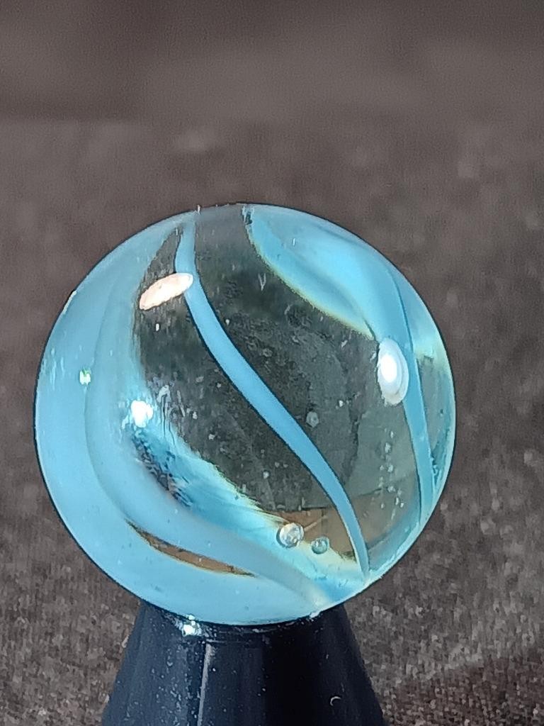5/8″ Vitro Agate Robin’s Egg Blue Caged Cat Eye Near Mint Serious Marble A960