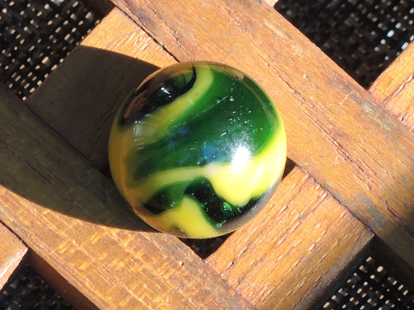 5/8” PELTIER Translucent Green & Aventurine, Yellow EARLY MILLER SWIRL Marble~UV