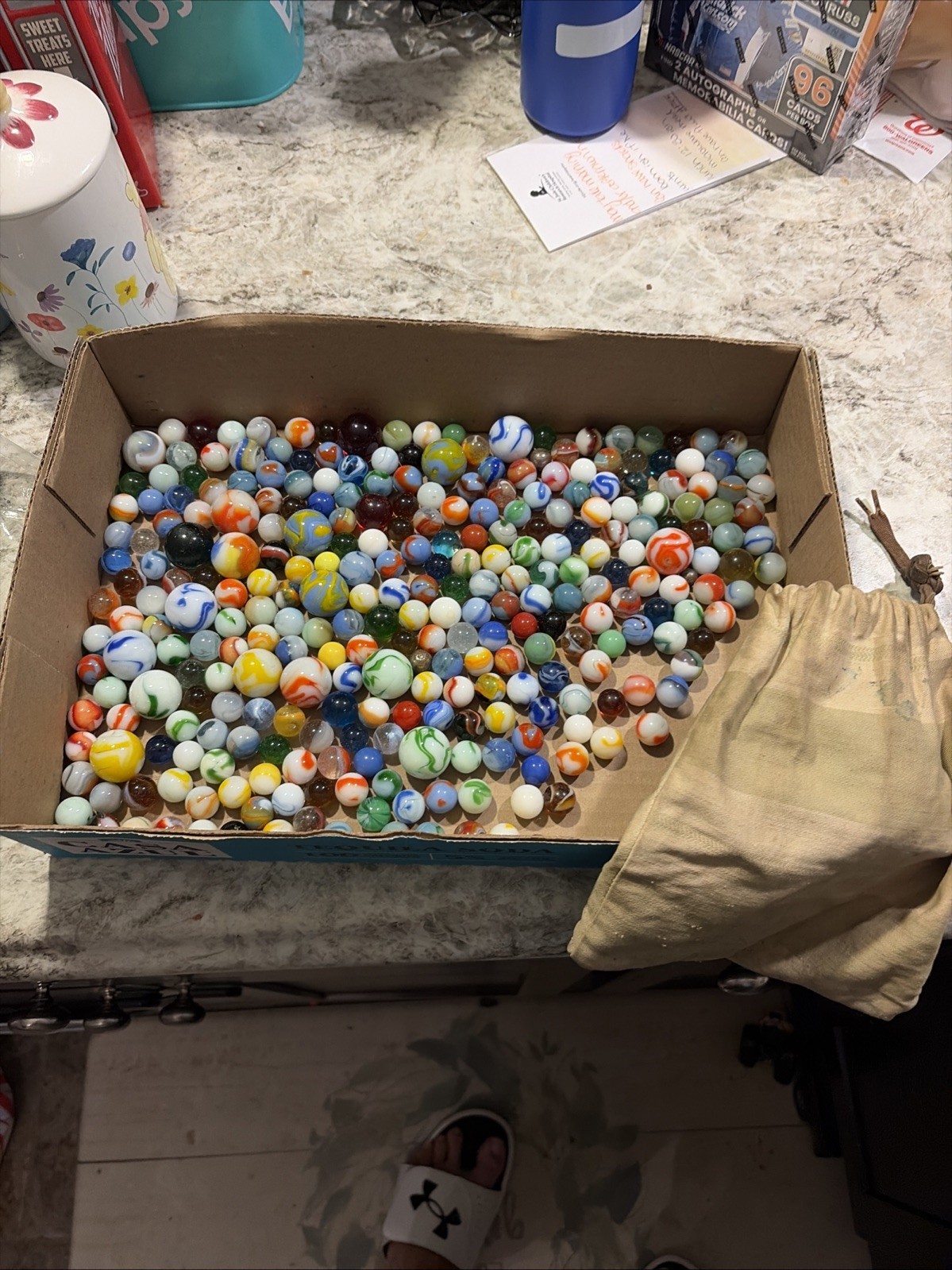 Large Lot Of Vintage Glass Swirl Marbles 200 + With 17 Shooters And Bag
