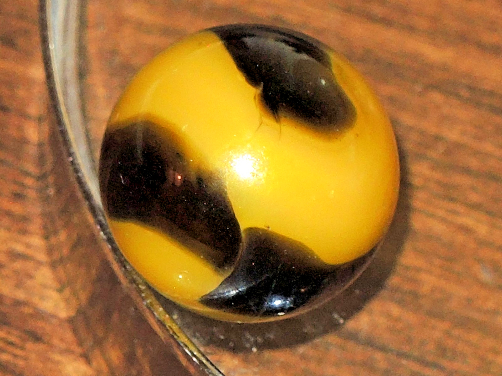 9/16″ Peltier NLR Bumblebee with Aventurine Flames & Swirls Marble Near Mint ~UV
