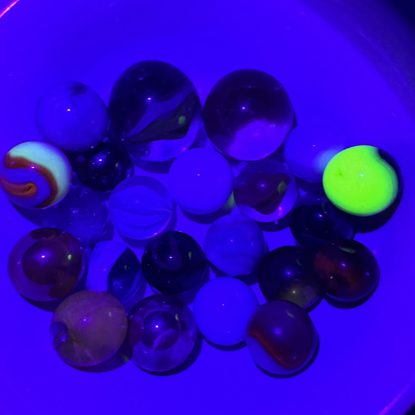 Vintage Marble Lot Of MARBLES UV Reactive Cadmium Uranium Lot #80